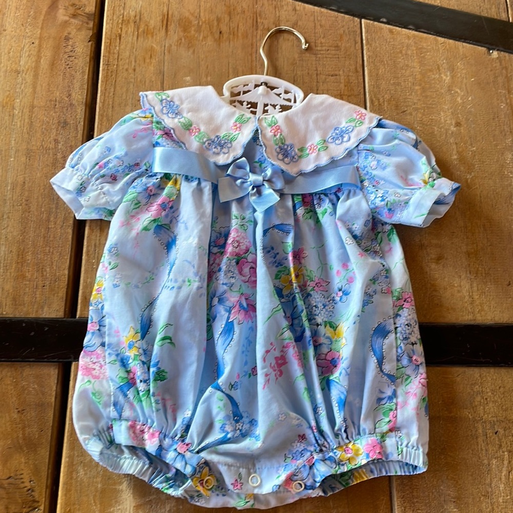 Vintage, baby girl, romper with Peter Pan and bordered collar